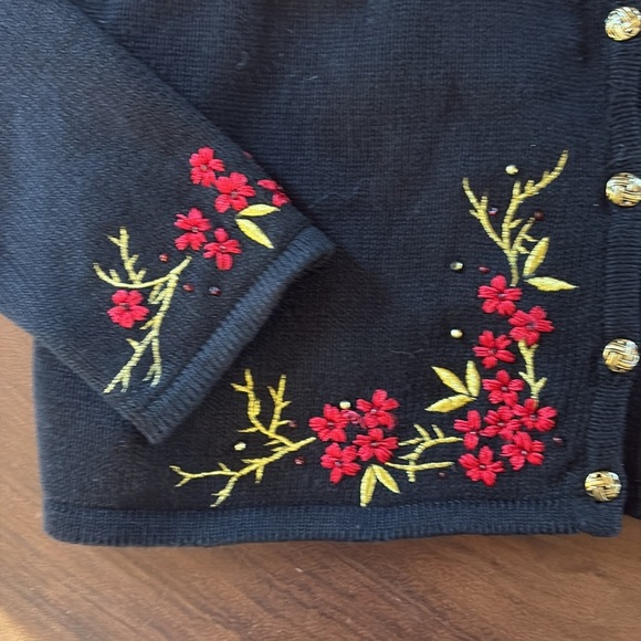 Vintage Work in Progress Black Floral Embroidered Cardigan/ Size Medium Sweater - Picture 5 of 7